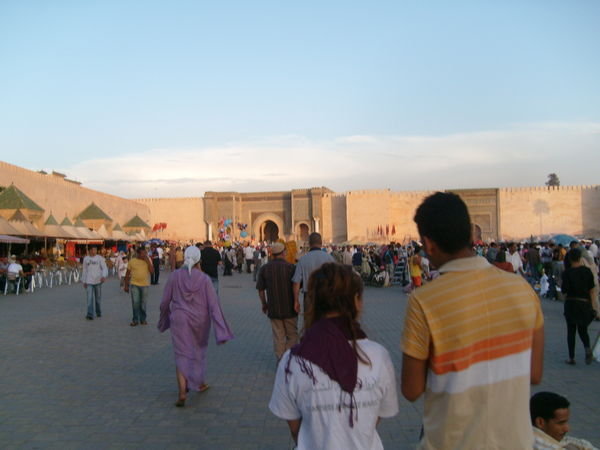 La place Lahdim de Meknes