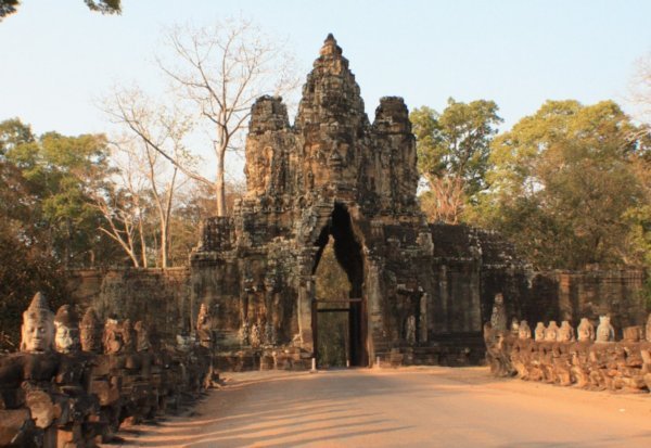 Entering the gate to Bayon