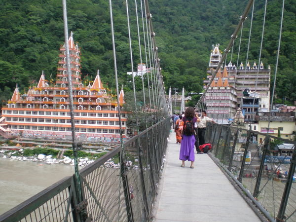 Puente sobre el Ganges