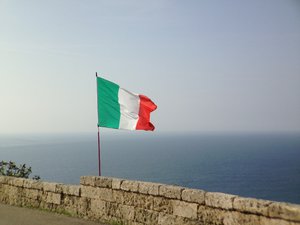 At the southern point of the heel of Italy