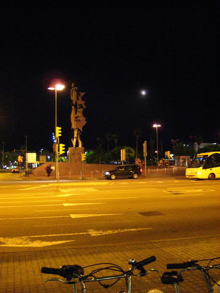 Cap de Barcelona Sculpture