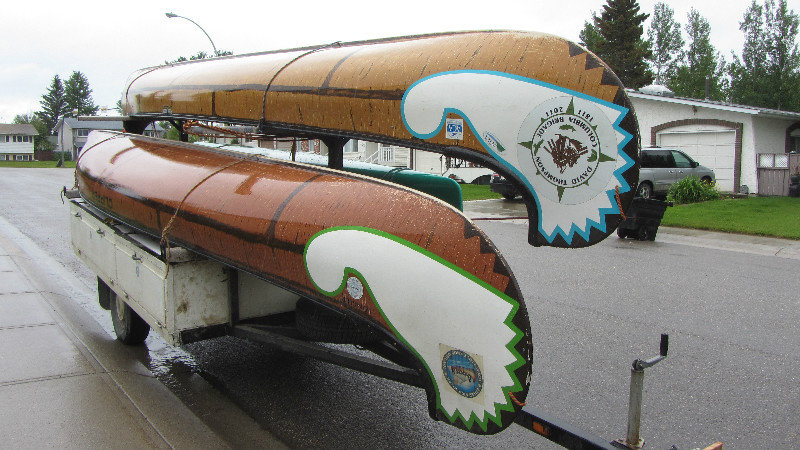 Voyager canoes - they are large!