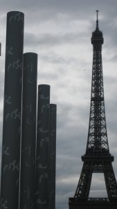 EiffeltÃ¥rn og fredsmonument