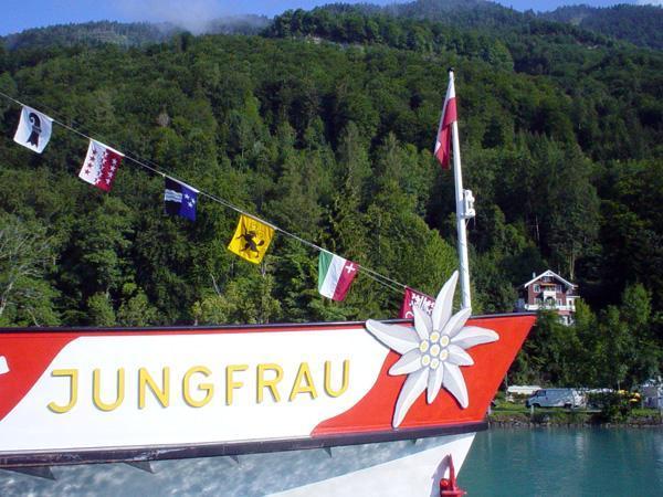 Jungfrau boat