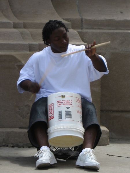 Roadside Drummer, Chicago