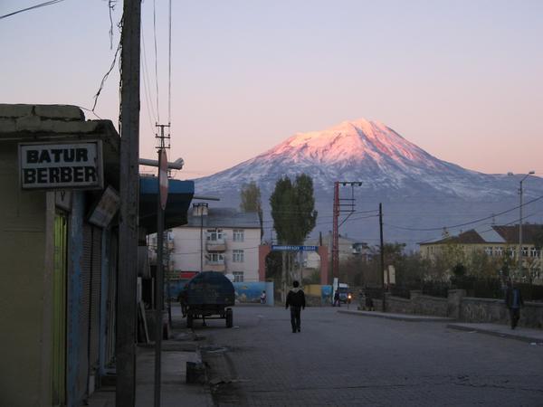 L'Ararat al tramonto