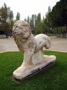 Statue in front of Aprhodisias Museum