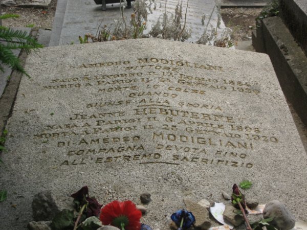du Pere-Lachaise Cemetery