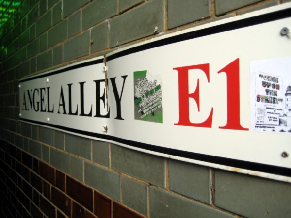 Angel Alley sign