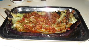 Eggplant with meat and hot pepper, yummy!