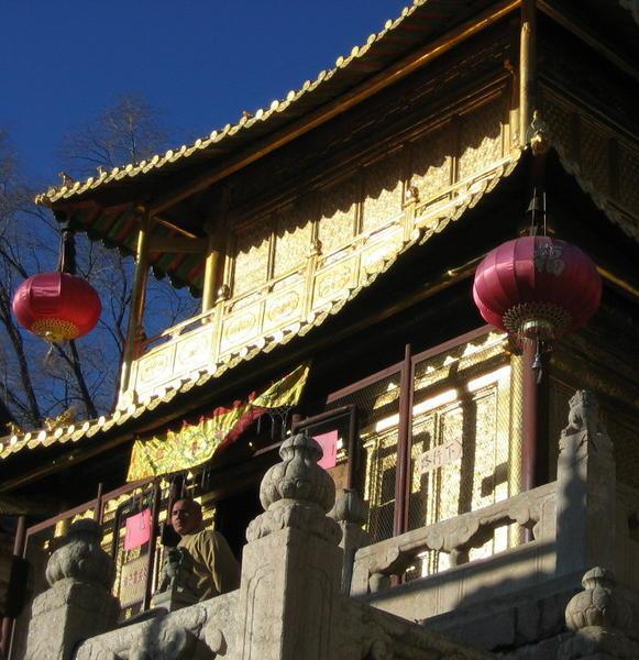 Gilded Temple above Xiantong Temple