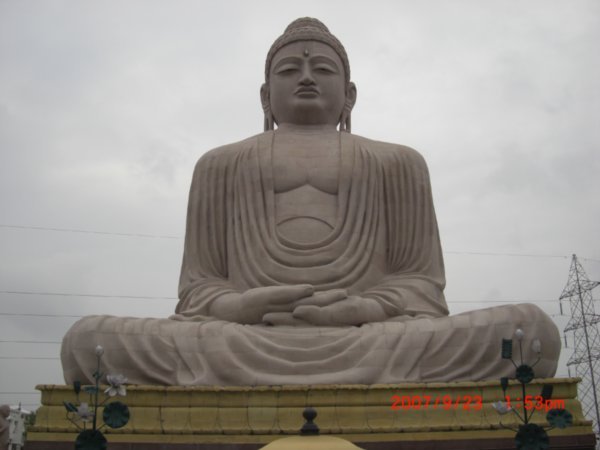 25 meter high Buddha in Bodhgay 