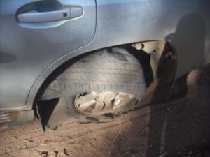 Shredded tyre, Wollogorang road