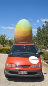Clyde infront of the Giant Mango