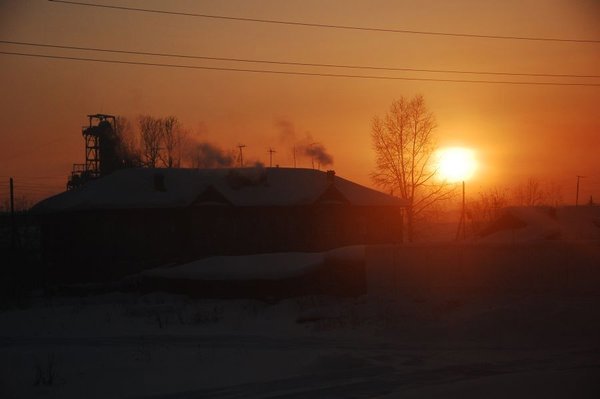 Le soleil se couche sur la Siberie
