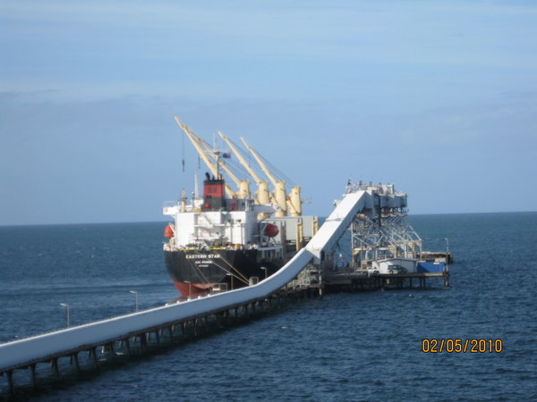 Pt Giles conveyor belt loading ship