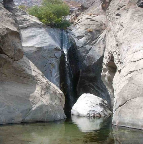 Waterfall at another trail in Palm springs 