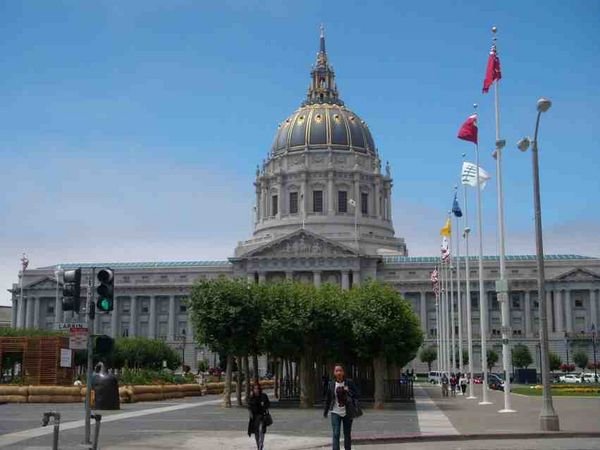San Fran city hall