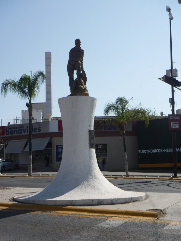 When you see this statue of Pepe Guizar, you know you are getting close. 