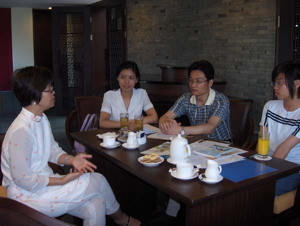 jiaxing - briefing with parents