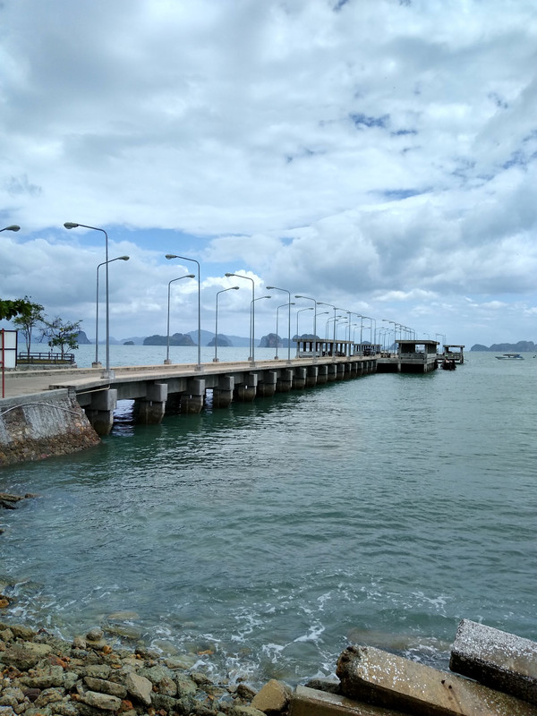 Thakhao Pier
