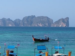 ....and here we are in beautiful Koh Phi Phi Don! Finale!