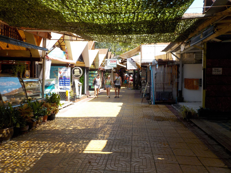 Shopping street in Tonsai Village