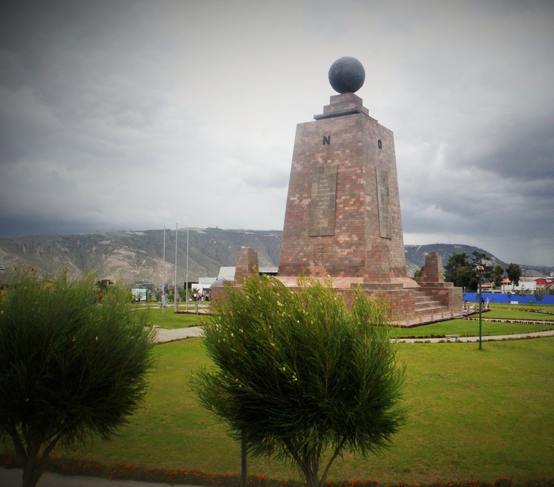 The monument at Mitad del Mundo