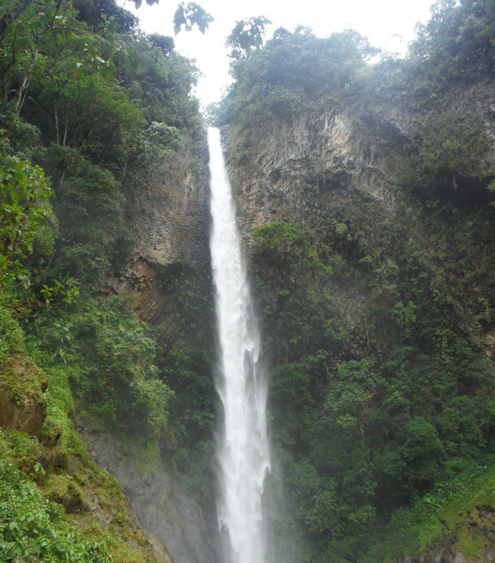 Machay waterfall