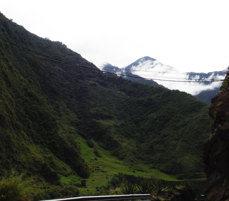 Vulcan Tungurahua from the river forge
