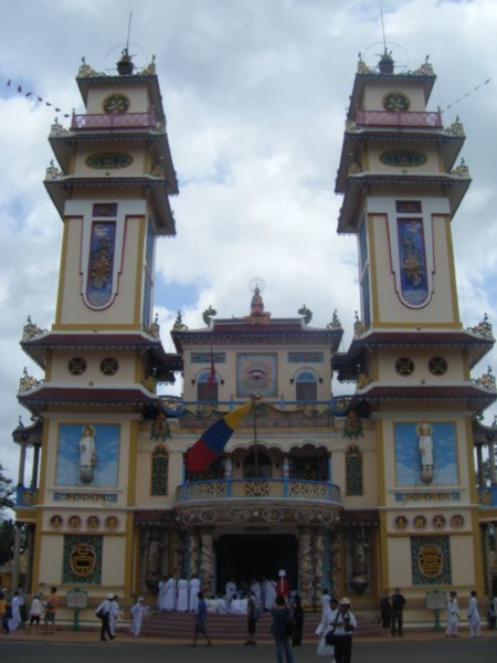 Co Dai temple