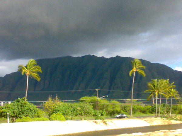 Waianae Mountains behind hostel