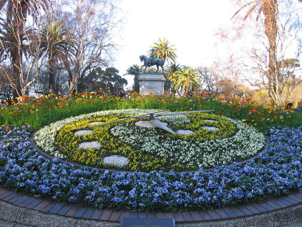 flower clock at the gardens