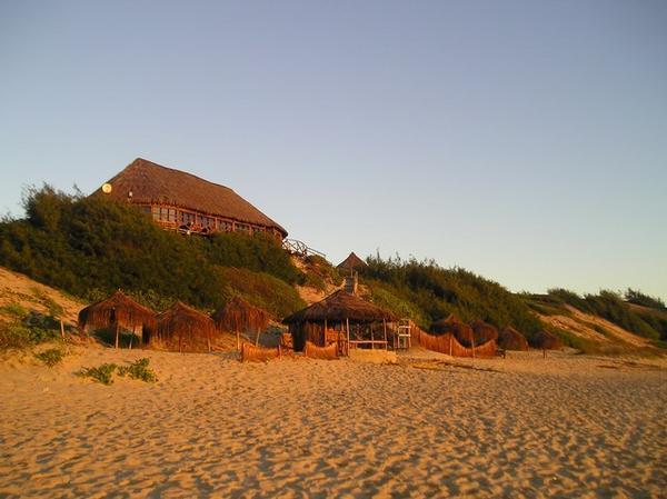 bamboozi Beach Lodge