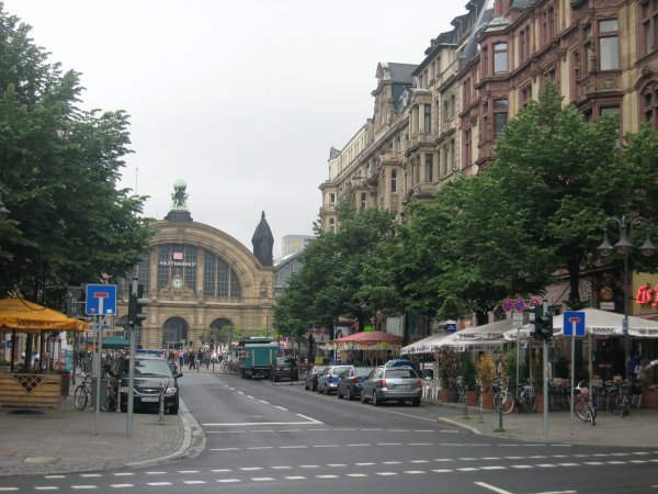 Looking back towards our hostel and the Hauptbahnhof