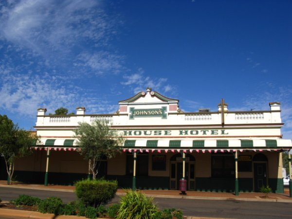 The old hotel at Leonora