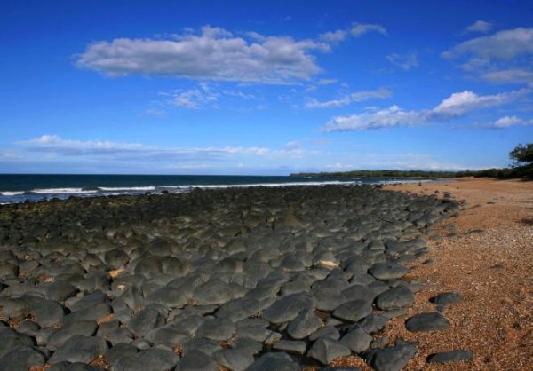 Over black rocks