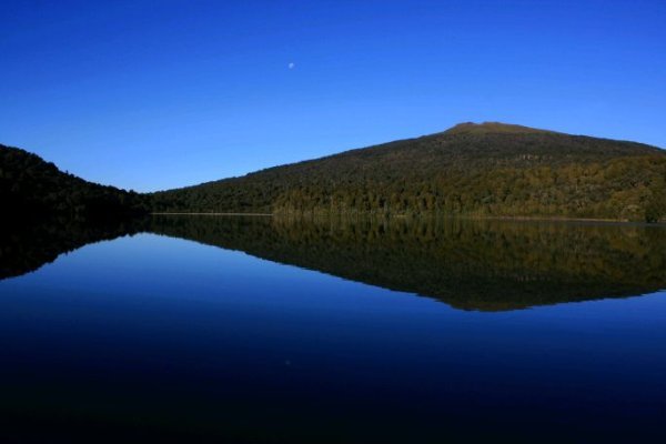 Lake Rotopounamu