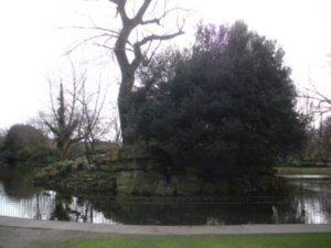 Pond at St. Stephan's Green