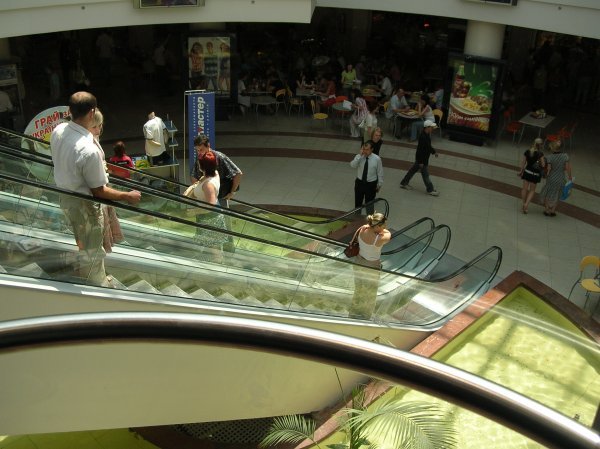 Escalator down 3 levels in Independence Square