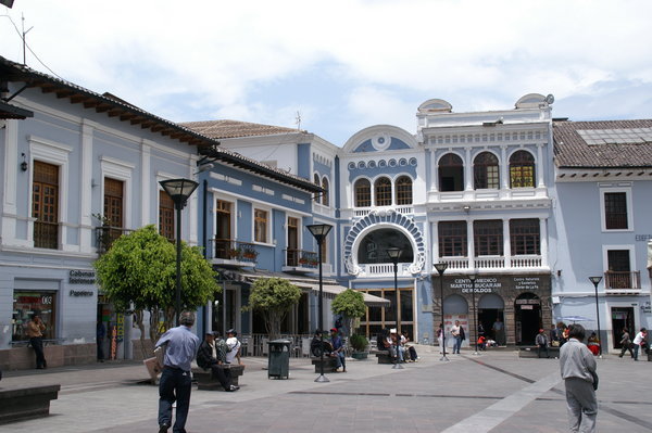 More Quito street scenes