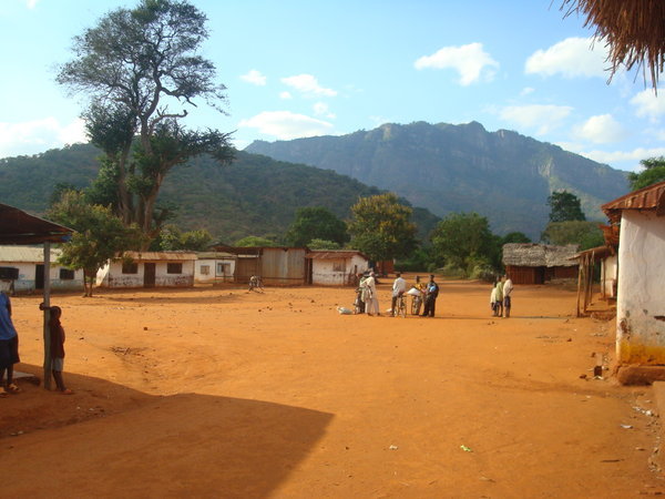 Milingano village square