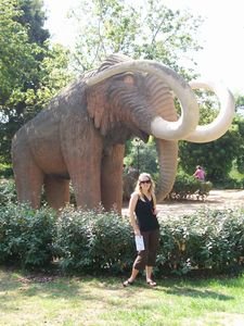 The mammoth in the gardens