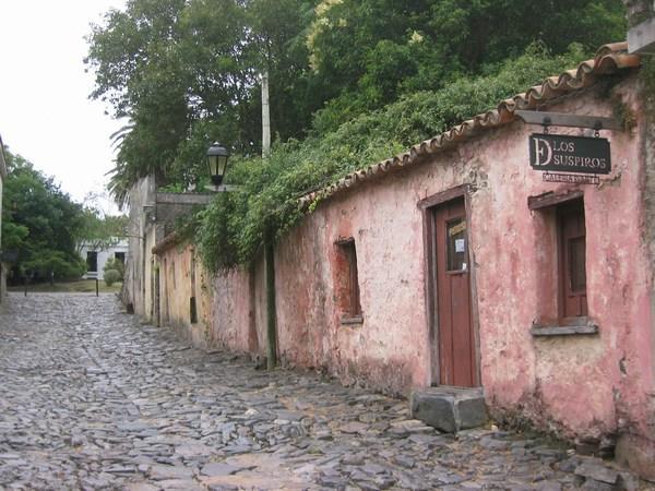 Cobbled streets of Colonia