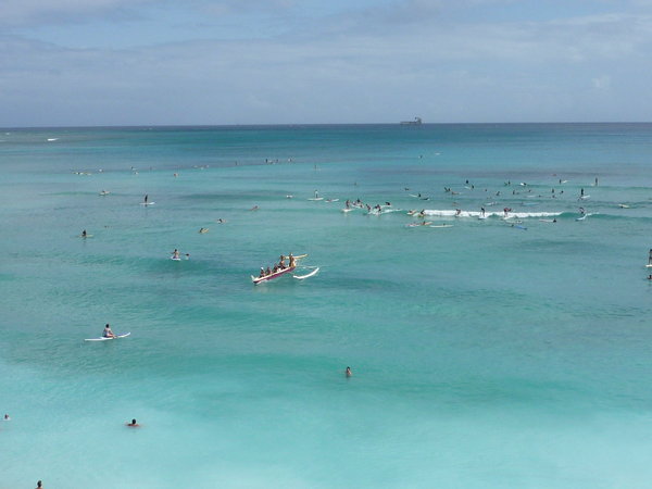 outrigger surfing 