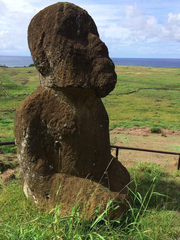 the only Moai based on a person kneeling