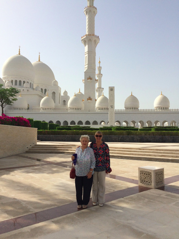 Visiting the Sheikh Zayed Mosque
