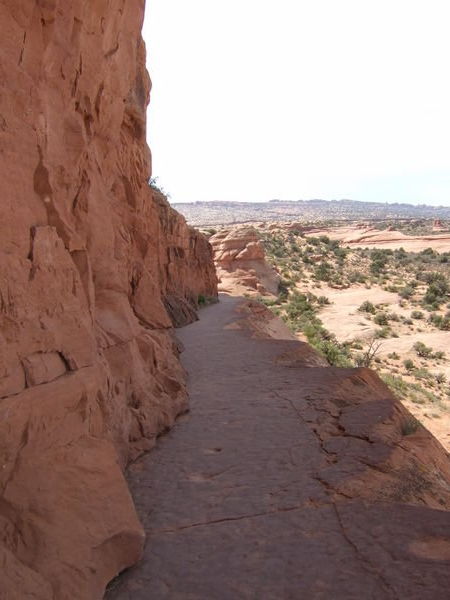 Delicate arch walkway.