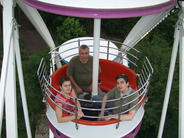 Ferris Wheel riders