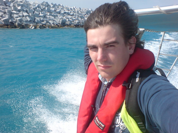 Me @ the speedboat